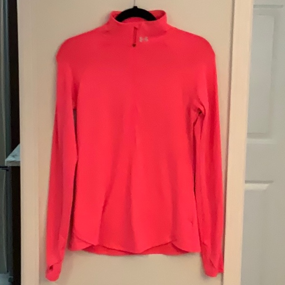 Under Armour Women’s Pink Lycra Half Zip.  Size Small.
